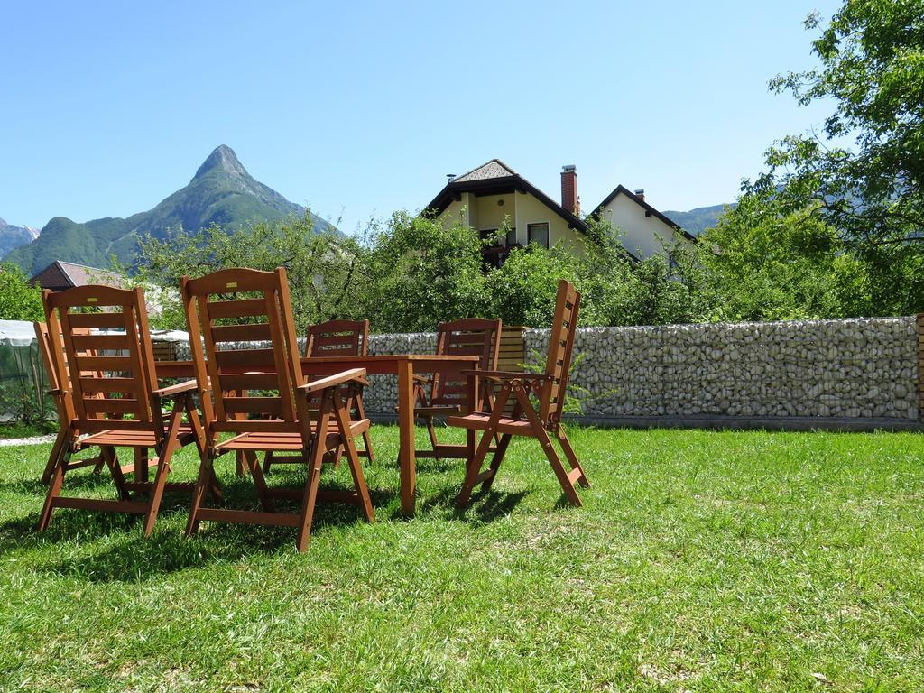 Apartments Skok With Rafting And Free Parking Бовец Екстериор снимка