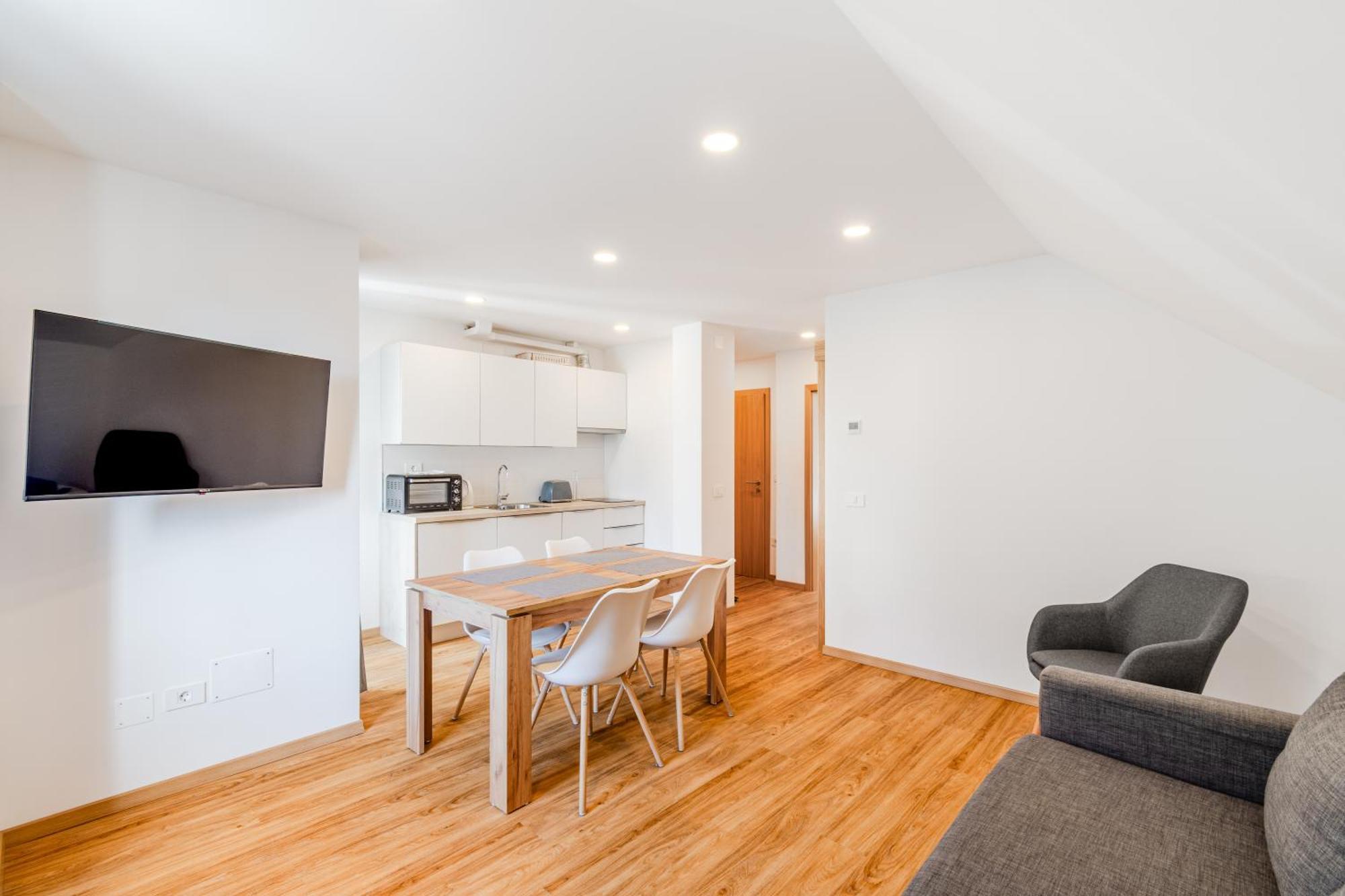 Apartments Skok With Rafting And Free Parking Бовец Екстериор снимка