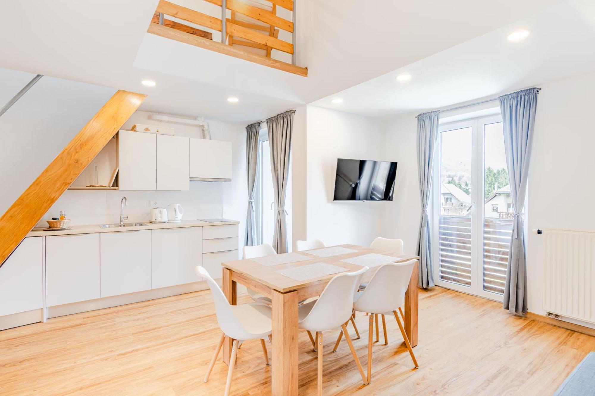Apartments Skok With Rafting And Free Parking Бовец Стая снимка