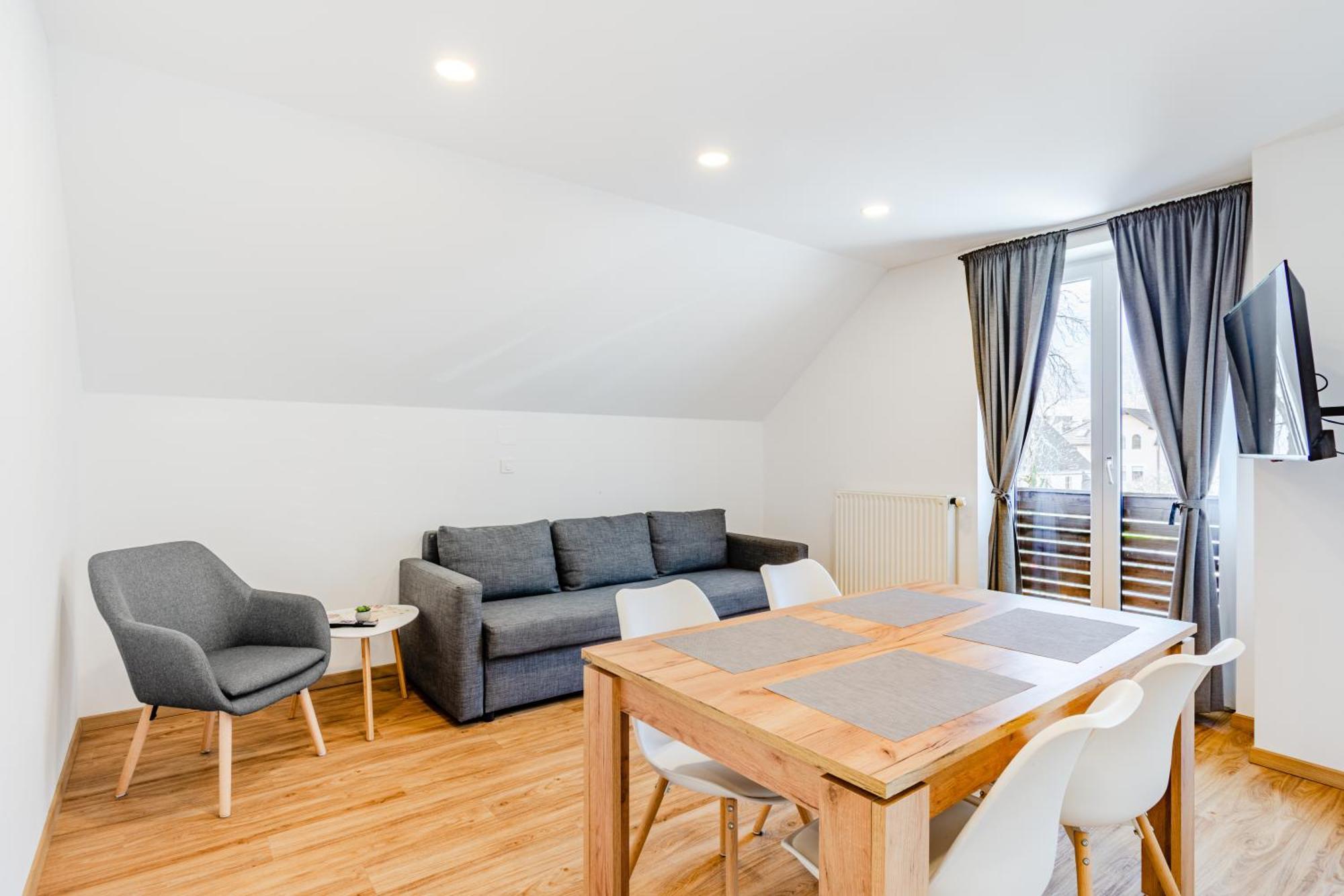 Apartments Skok With Rafting And Free Parking Бовец Стая снимка
