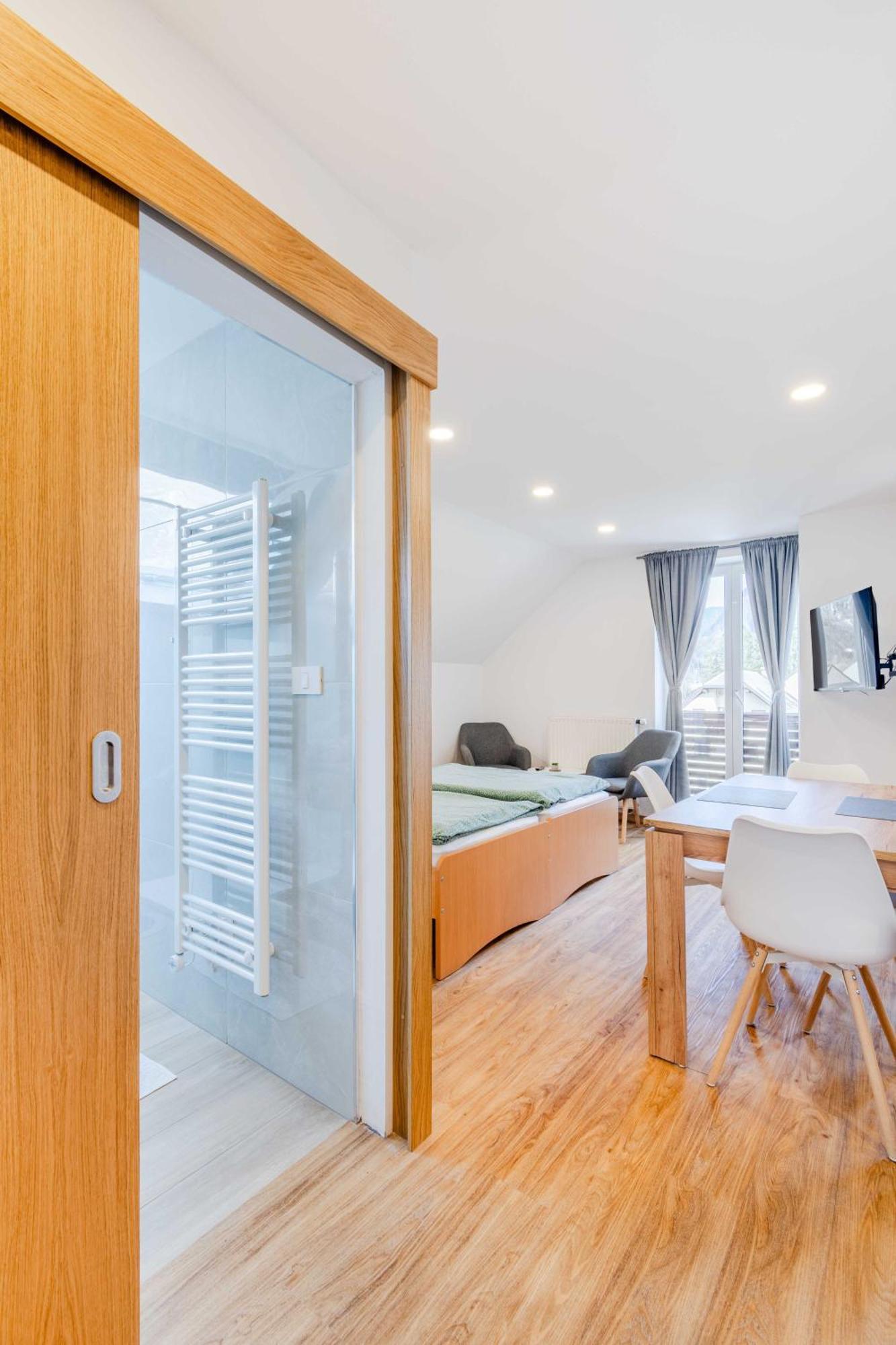 Apartments Skok With Rafting And Free Parking Бовец Екстериор снимка