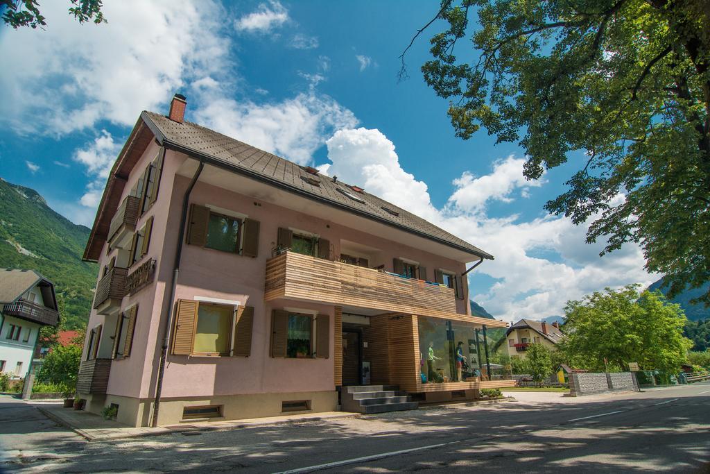 Apartments Skok With Rafting And Free Parking Бовец Екстериор снимка