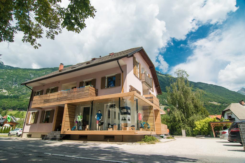Apartments Skok With Rafting And Free Parking Бовец Екстериор снимка